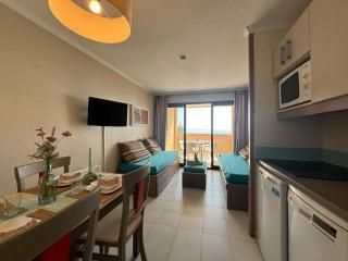 Appartement avec Vue Mer, Piscine et Parking à Cannes la Bocca, à 200m de la Plage - FR-1-609-55 - Cannes - 6