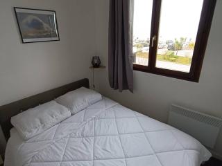 Appartement familial centre ville avec parking et animaux permis - FR-1-465-90 - Merville-Franceville-Plage - 5