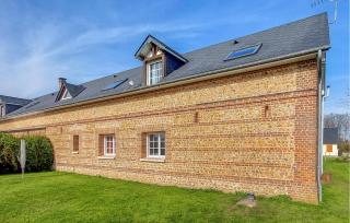 Amazing Home In Saint-Aubin-Routot - 2