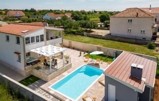 Stunning Home In Gorica With Jacuzzi - Gorica - 2