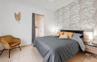 Awesome Home In Linxe - 6