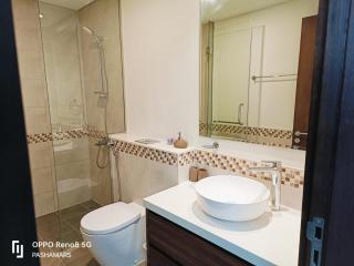 Reva Residence Luxurious 2 BHK - Dubai - 5