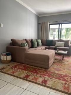 Paddocks Unit 22 - Clarens - 9