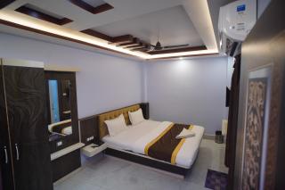 Hotel Asha Inn - 1