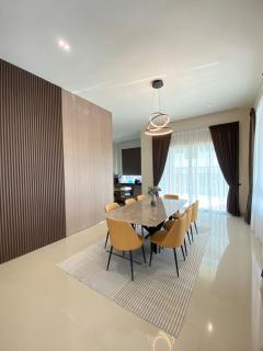 Lodge 16 Private Villa - 8