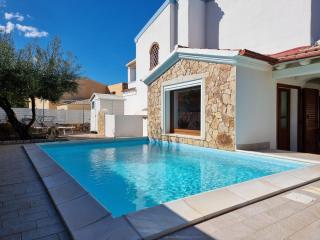 Res S'Abbaida C1 con Piscina Privata - Tanaunella - 9