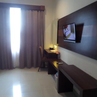 Nueve Malioboro Hotel Yogyakarta - Yogyakarta - 1