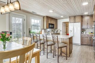 Lake of the Ozarks Haven with Decks, Dock and Kayaks! - Roach - 2
