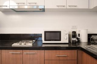 Venice Spacious Condo with Panoramic Mountain Views - Manila - 7