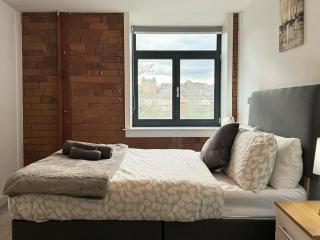 Stunning 2 Bed In City Centre With Free Parking - Sleeps 7 - Bradford - 2