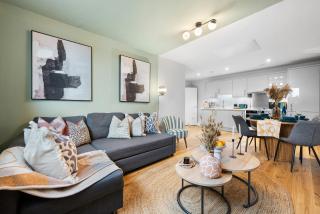 Luxury 1-Bedroom Stylish & Cosy Apartment, Central Southampton! Stylish abode Sleeps 4, Great Location! - by Blue Puffin Stays - 6