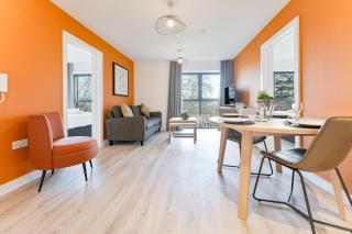 StayZeni, Hardwick House Derby Modern 2 Bed Flat - 2