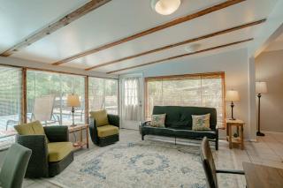 Private Pool & Yard Mins to Dining & University - Mobile - 4