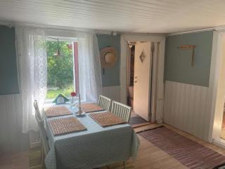 Genuine 100 year old countryside cottage - 4