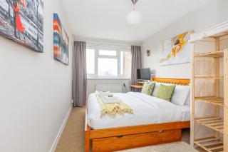 2BR balcony, Battersea, 5min Clapham Junction St - London - 1