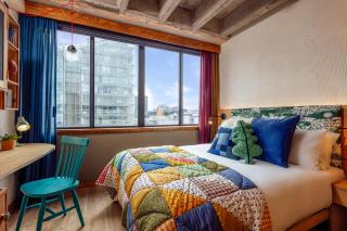 Treehouse Hotel Manchester - 2
