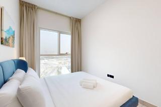 Socio Tower 2 - Neat Two Bedroom - Dubai - 3