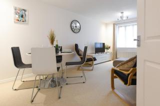 Air Maison - Whyke Haven Modern Apartment with Private Parking - Chichester - 4