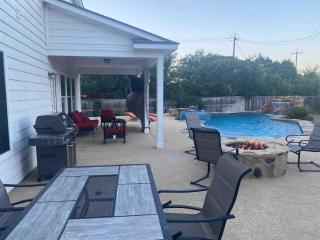 Lxry 5 BR, Large Heated Pool and Spa, Fire Pit (Al) - San Antonio - 9