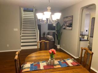 Luxury 4 BR home with Pool near attractions (Cobbl.) - Helotes - 7