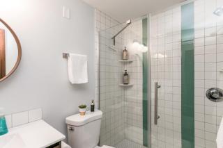 Mid-Century Style And Class In Quiet NE Location - Cedar Rapids - 6