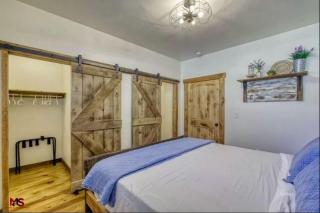 King Beds for All Next to Zion - 7