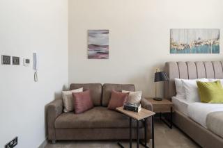 Frank Porter - Majestique 1 - Dubai - 4