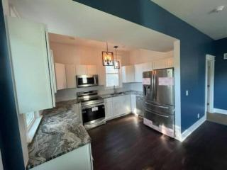 New 1890 Craftsman Home 5BR 4BA - Omaha - 6