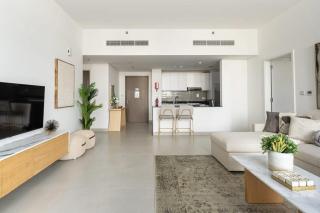 Frank Porter - Pulse C2 - Dubai - 8
