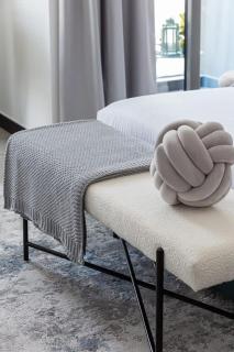 Frank Porter - 15 Northside Tower 1 - 5