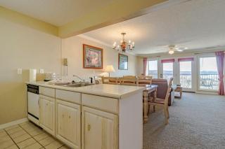 Branson Condo on Table Rock Lake with Pool and WiFI near Silver Dollar City - Branson - 2