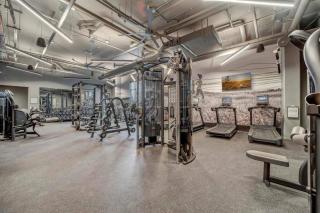Penthouse Views & Iconic El Capitan Ambiance - Boise - 1