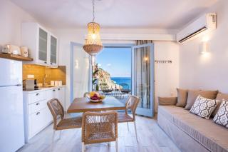 Yploui Suites - Karpathos - 1