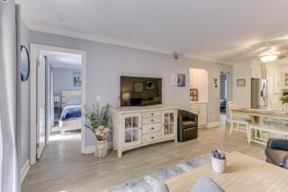 Balcony, Beach and Pool Access Hilton Head Condo! - 4