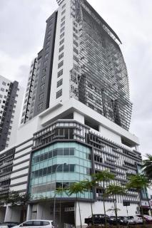 Manhattan Condo at Mount Austin JB 2-4 Pax Stay - 1