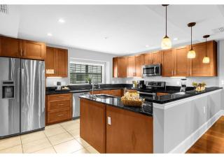 Your Summer Getaway Awaits - Townhome by Disney! - Orlando - 5