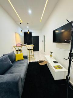 AD HOME - Lomé - 0
