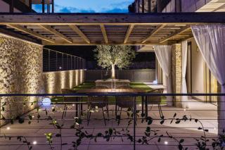 SalvatoreHomes - Luxury in the Centre of Bardolino with Private Jacuzzi & Direct Access to Infinity Pool - Casa Olivia - a 5 Star Luxury Collection at Lake Garda - 6