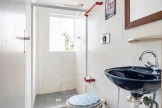 Car in the garage and everything on foot. - 7