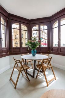 Betis Suites-La Campana - Seville - 1