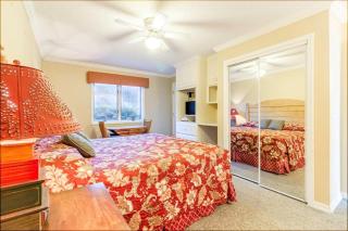 Branson Condo on Table Rock with Lake Views and Pool and WiFI near Silver Dollar City - Branson - 4