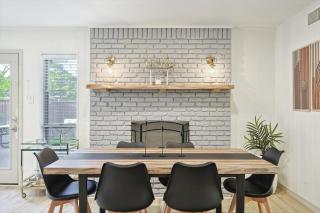 Spectacular 6BR 2,5BA Holiday Home with Pool - Dallas - 2