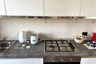 App 27 Parcheggio Privato - Accogliente Monolocale - 5