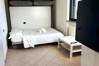 App 27 Parcheggio Privato - Accogliente Monolocale - Monza - 3