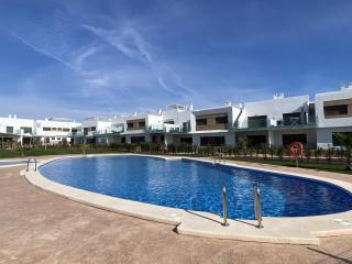 Impresionante apartamento en zona de GOLF - 8