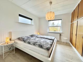 Stunning & Renovated 130sqm Villa only 5 min by car from sandy beaches - Åkirkeby - 3