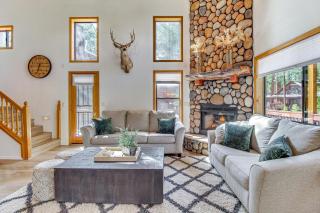 Pet-Friendly Cabin with Fire Pit in Pinetop! - Indian Pine - 7