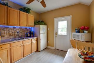 16 Mi to Dtwn Orlando Quiet Apt with Pool Access - Lake Mary - 3