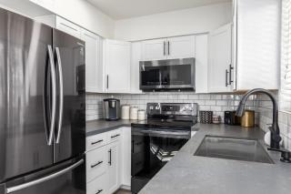 Modern Townhouse-Walk 2 OldTown-4 Heated Pools - Scottsdale - 3