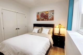 Gorgeous 2 Bedrooms Suite Private entrance with patio-Free Parking - 0